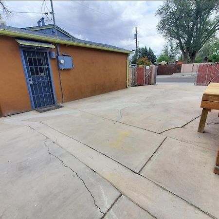 Pet Friendly Modern Casita In Heart Of Nob Hill Villa Albuquerque Eksteriør billede